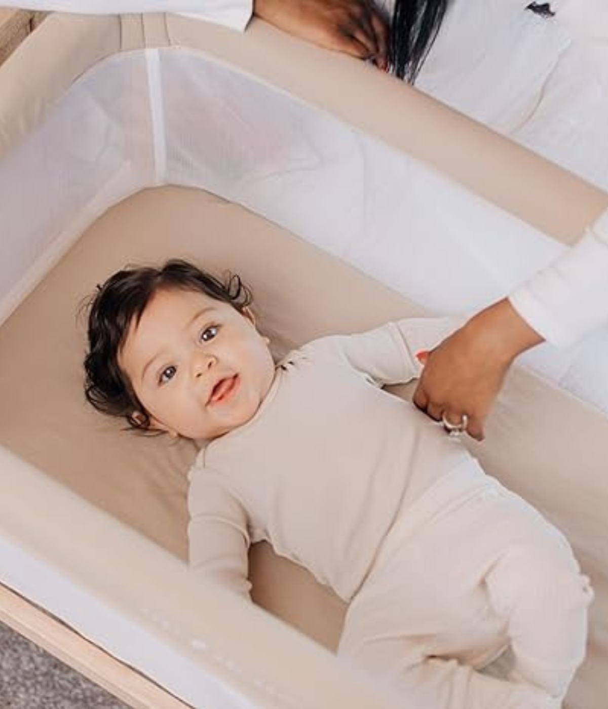 Moments de douceur près du cododo